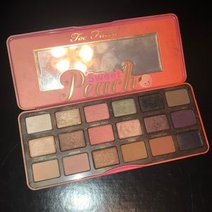 Too Faced Sweet Peach Eyeshadow Palette